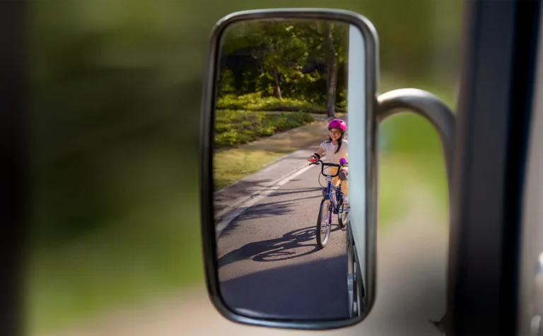 Una vida en movimiento: Una campaña que pone en el centro la vida de los ciclistas